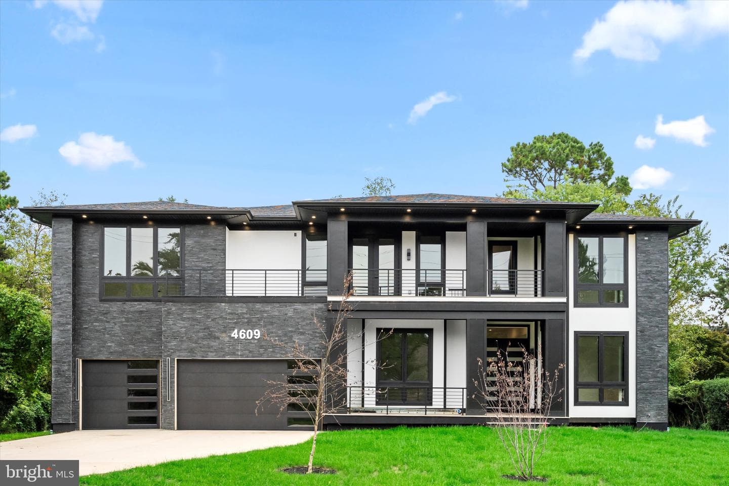 4609 Willow Run Drive, Annandale