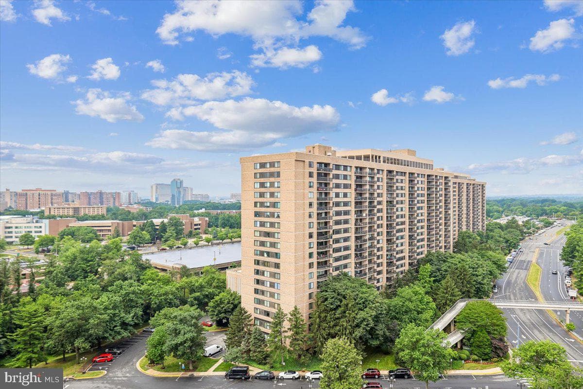 3701 S George Mason Drive #1604n photo 1