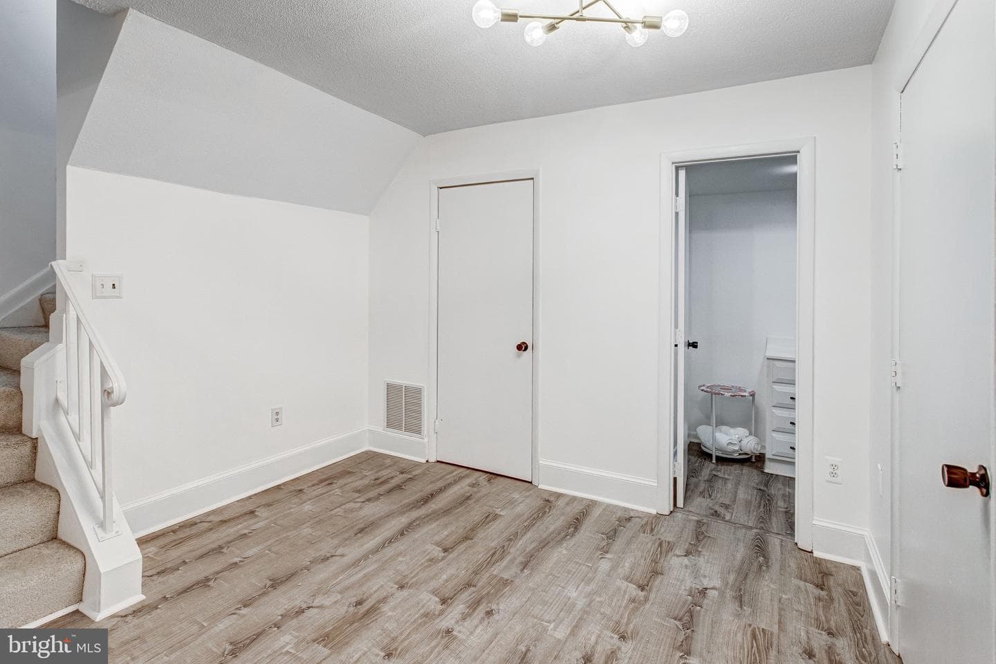 7417 Rhondda Drive photo 28