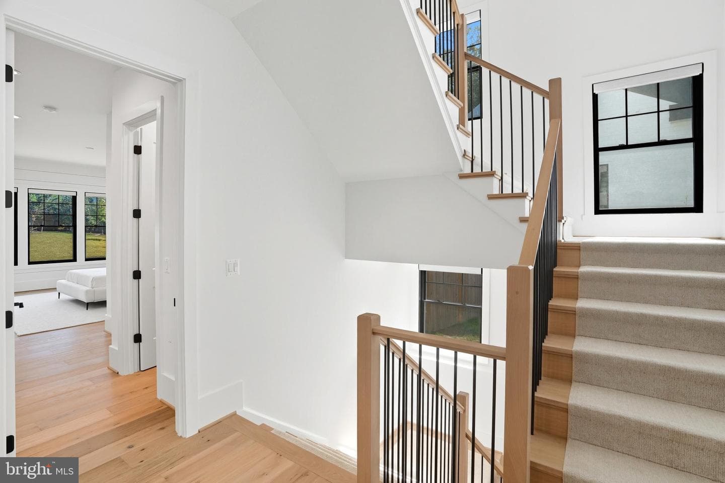 1111 Ingleside Avenue photo 30