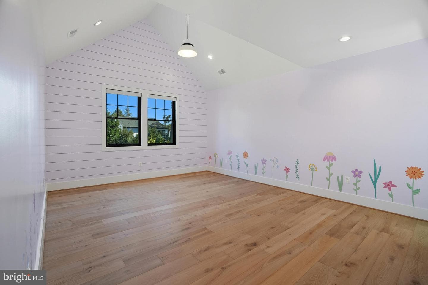 1111 Ingleside Avenue photo 34