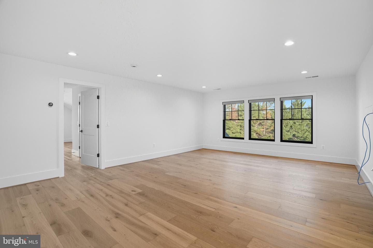 1111 Ingleside Avenue photo 75