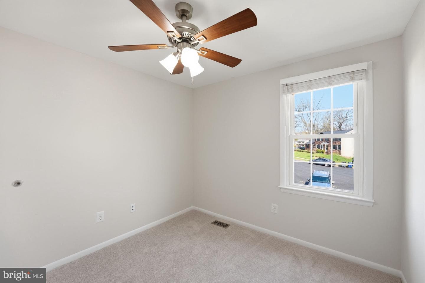 7803 Fieldcrest Court photo 23