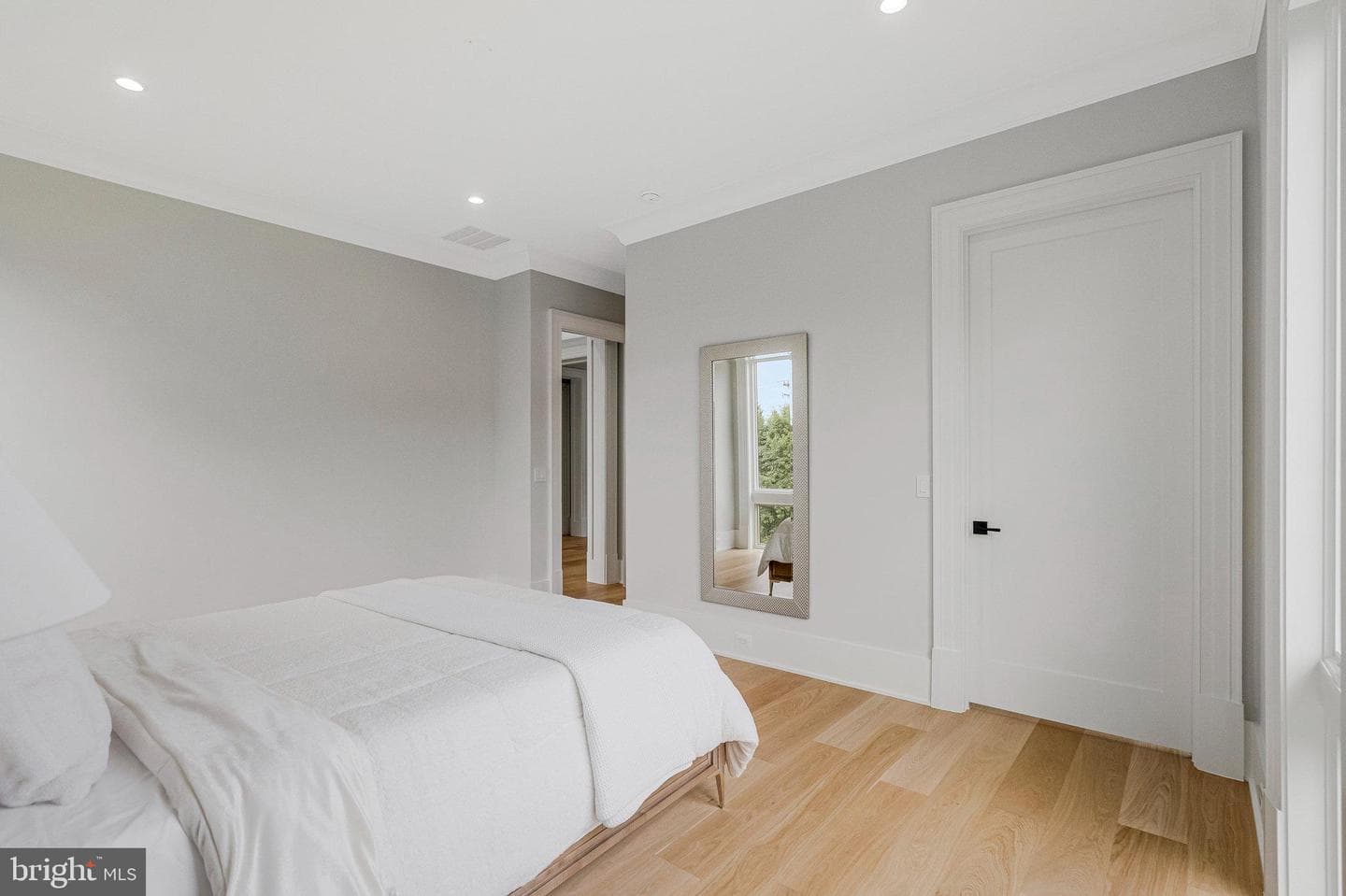 7007 Hector Road photo 48