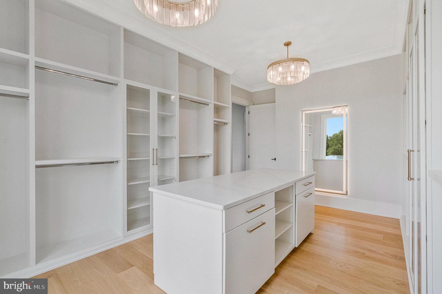 7007 Hector Road photo 60