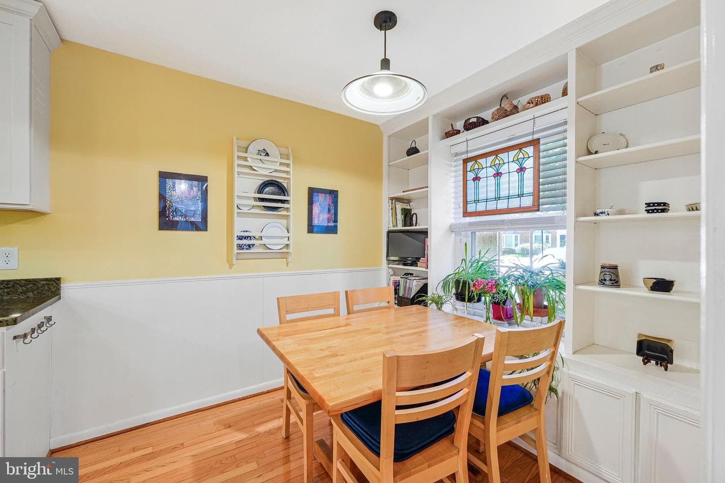 229 Commons Drive NW photo 5