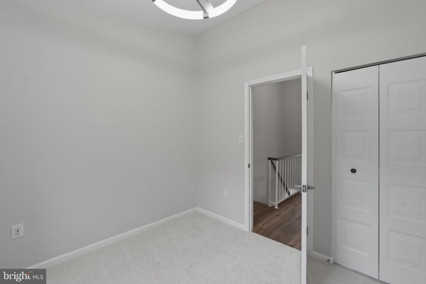 7808 Solomon Seal Drive photo 23