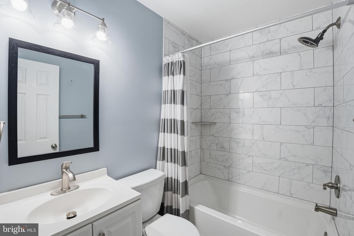 14874 Lambeth Square photo 17