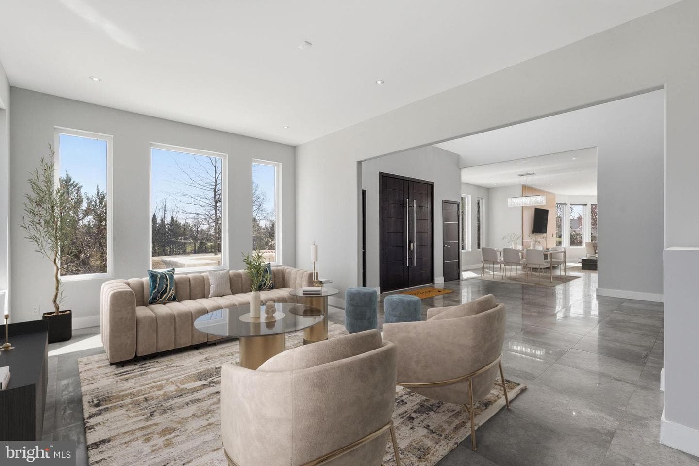 6600 Reserves Hill Court, Annandale
