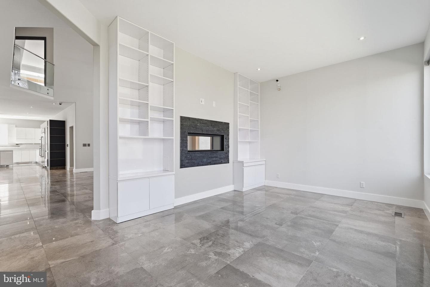 6600 Reserves Hill Court photo 21