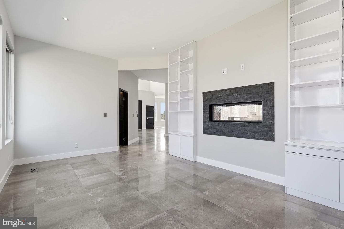 6600 Reserves Hill Court photo 22
