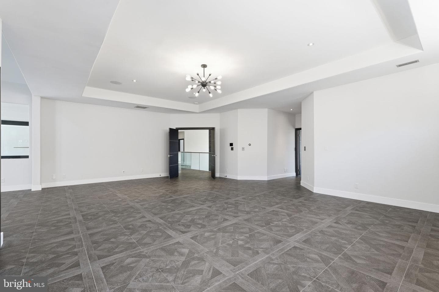 6600 Reserves Hill Court photo 40
