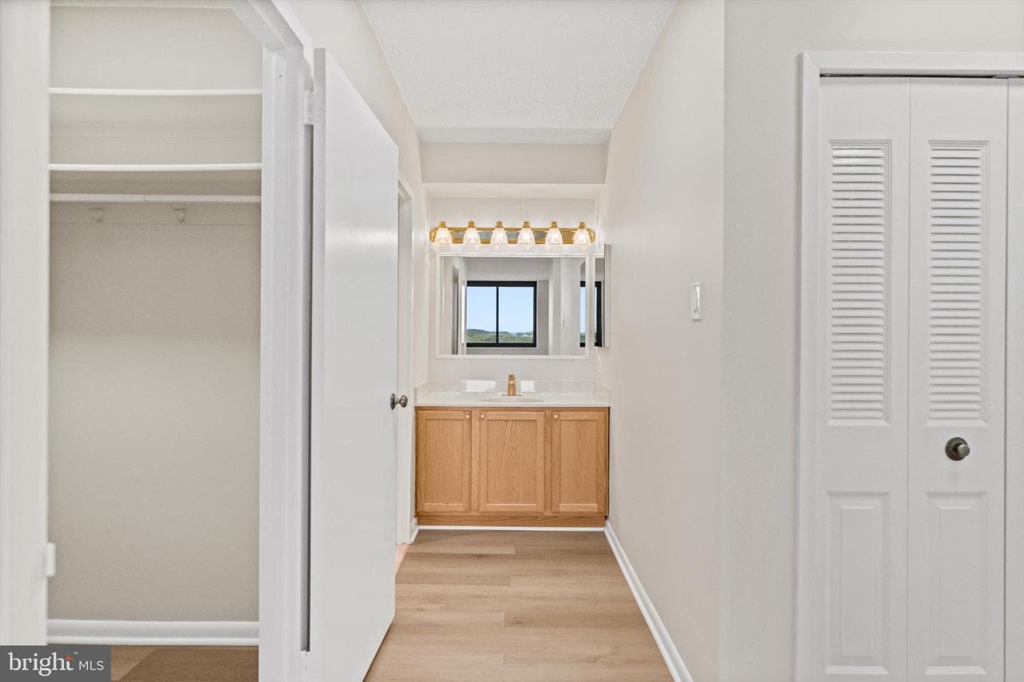 3701 S George Mason Drive #1111n photo 13