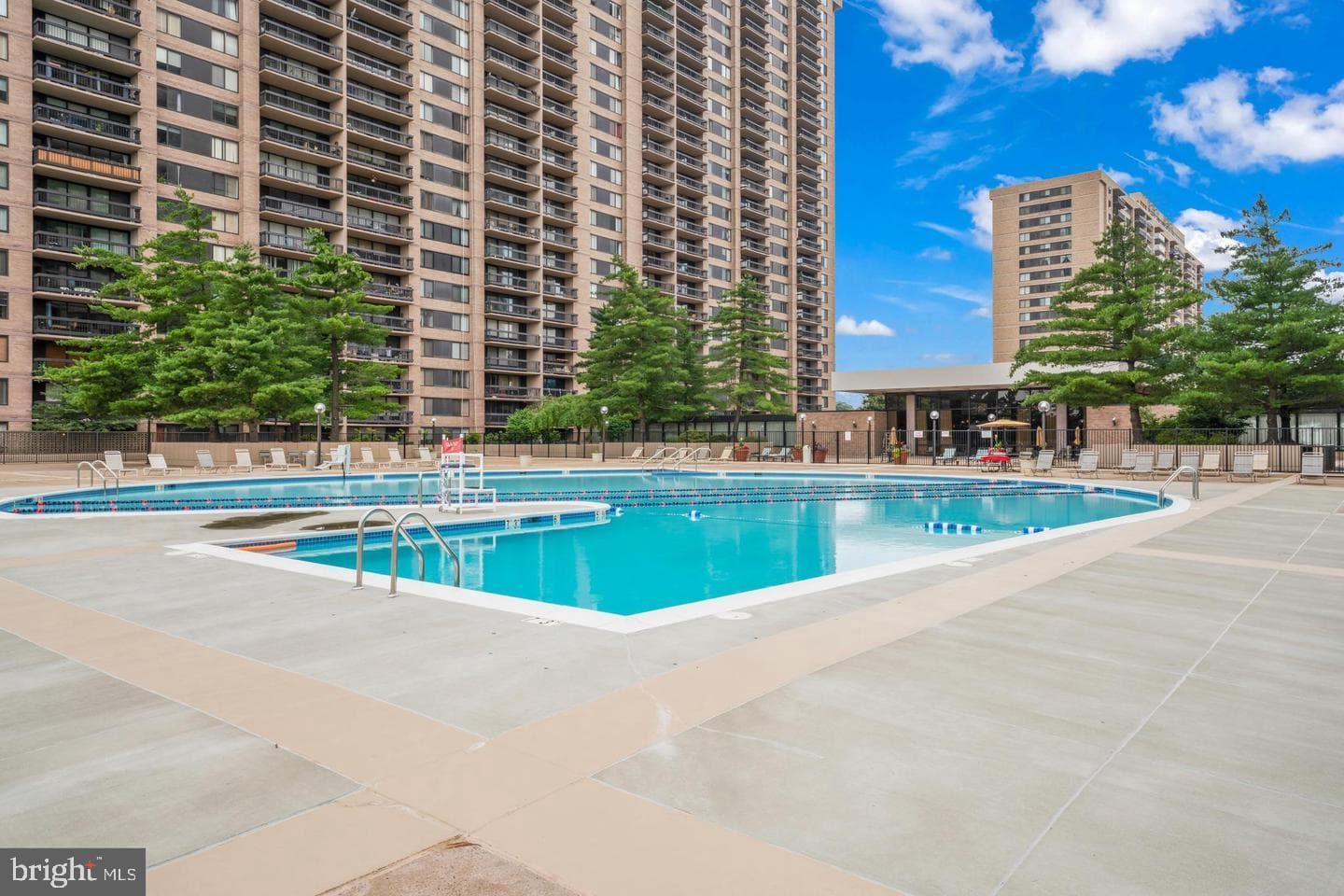 3701 S George Mason Drive #1111n photo 28