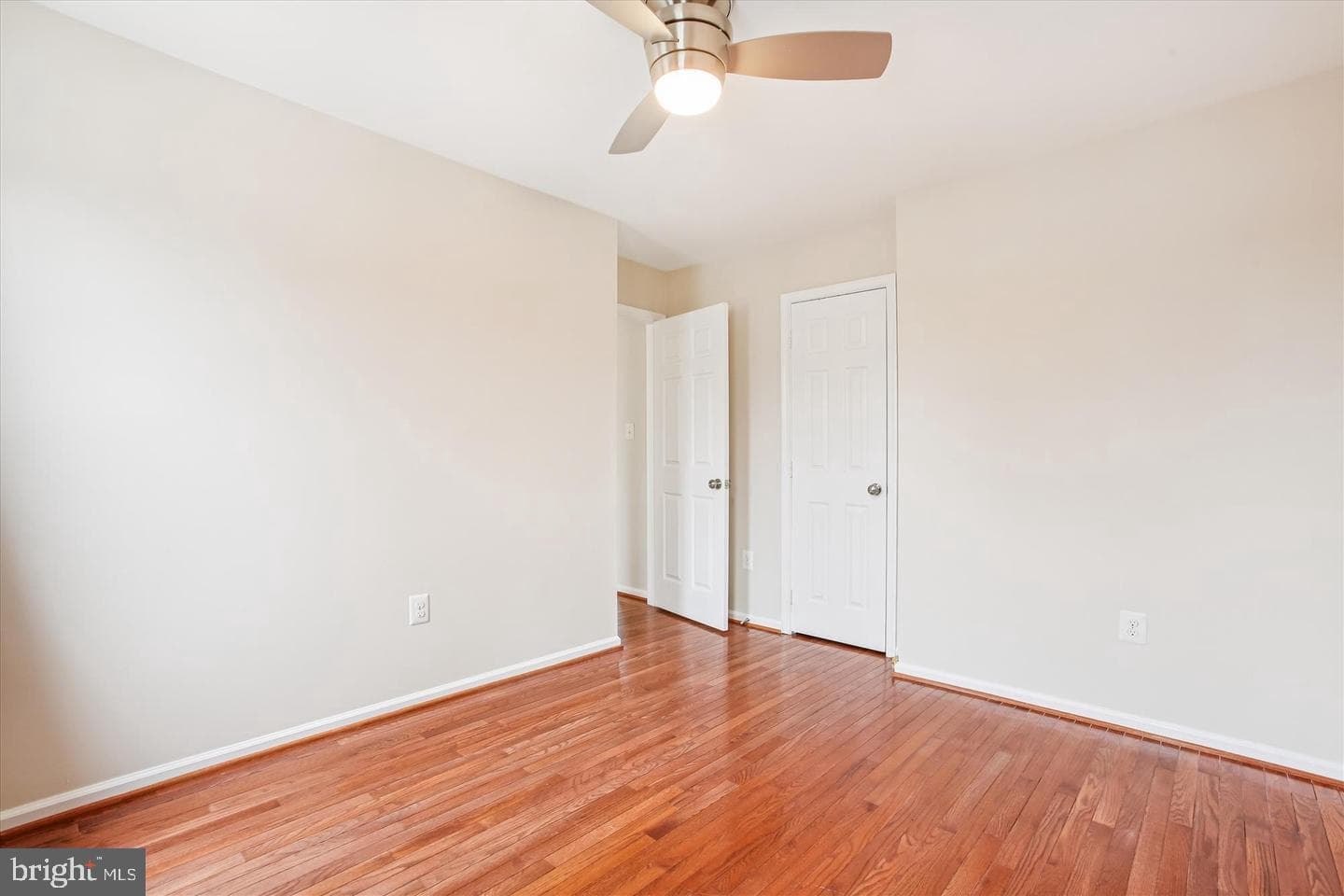 7728 Hickory Glen Way photo 22