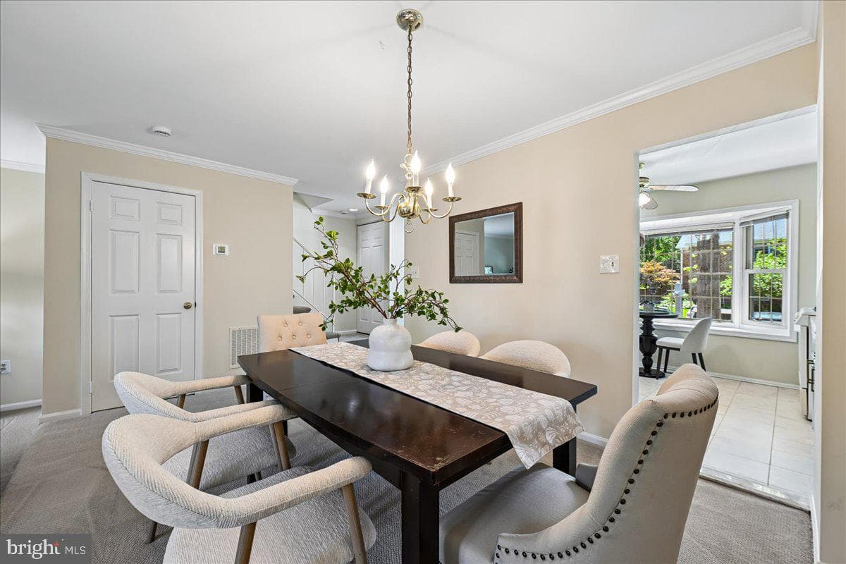 2742 Carter Farm Court, Alexandria