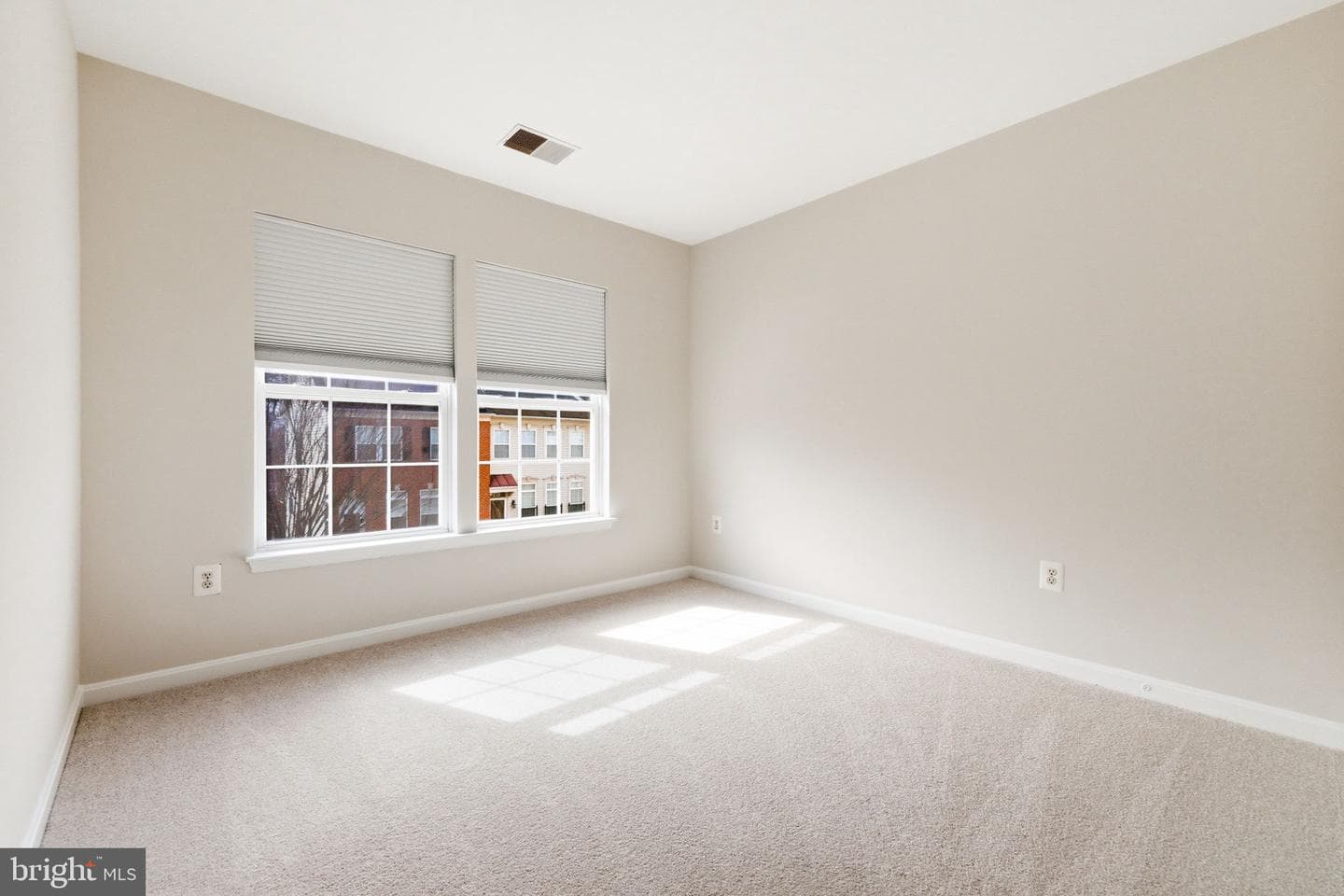 8553 Wyngate Manor Court photo 23