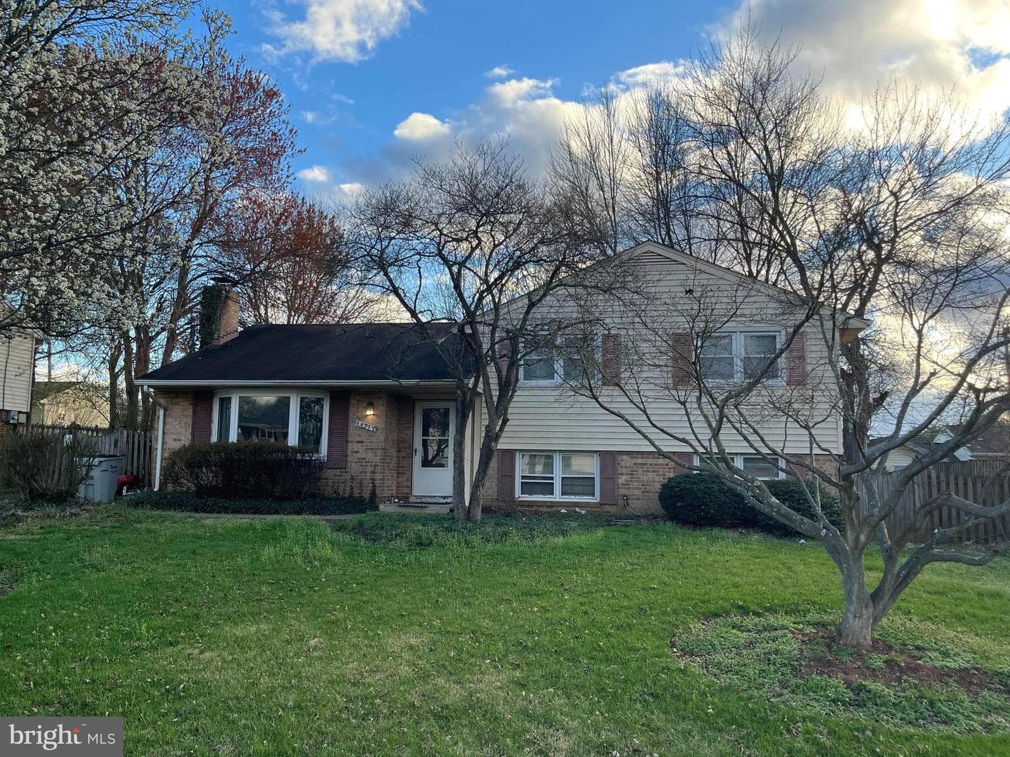 14717 Lock Drive photo 2