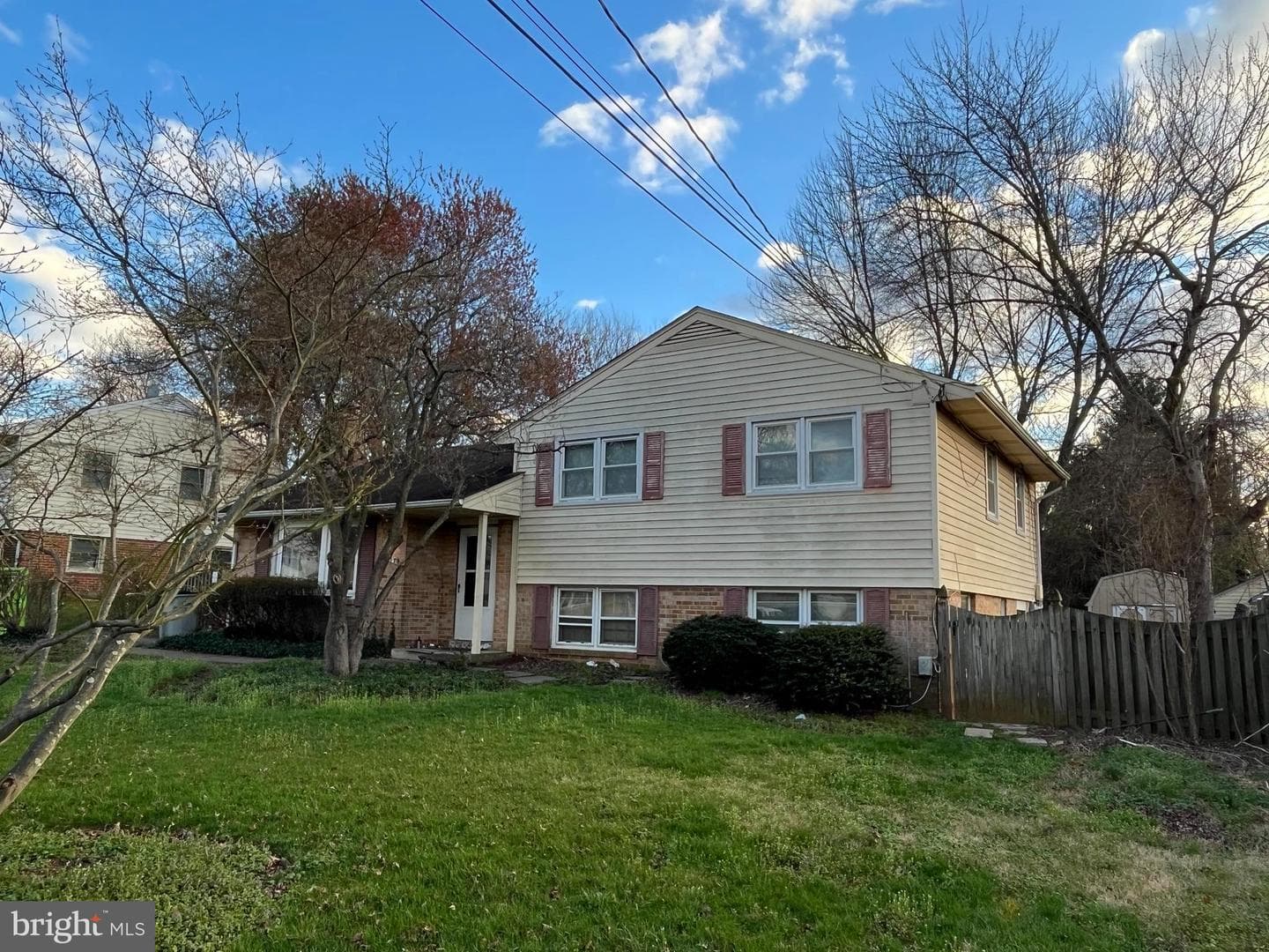 14717 Lock Drive photo 3