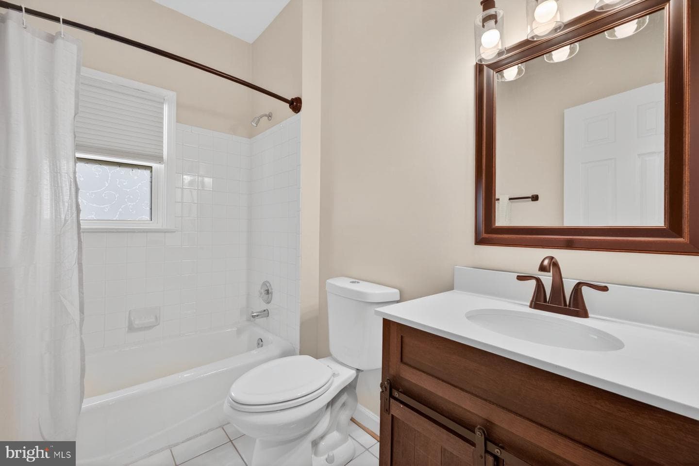 8704 Margaret Lane photo 22