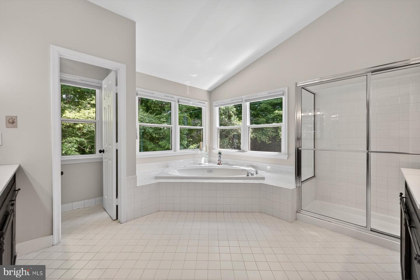 8704 Margaret Lane photo 28