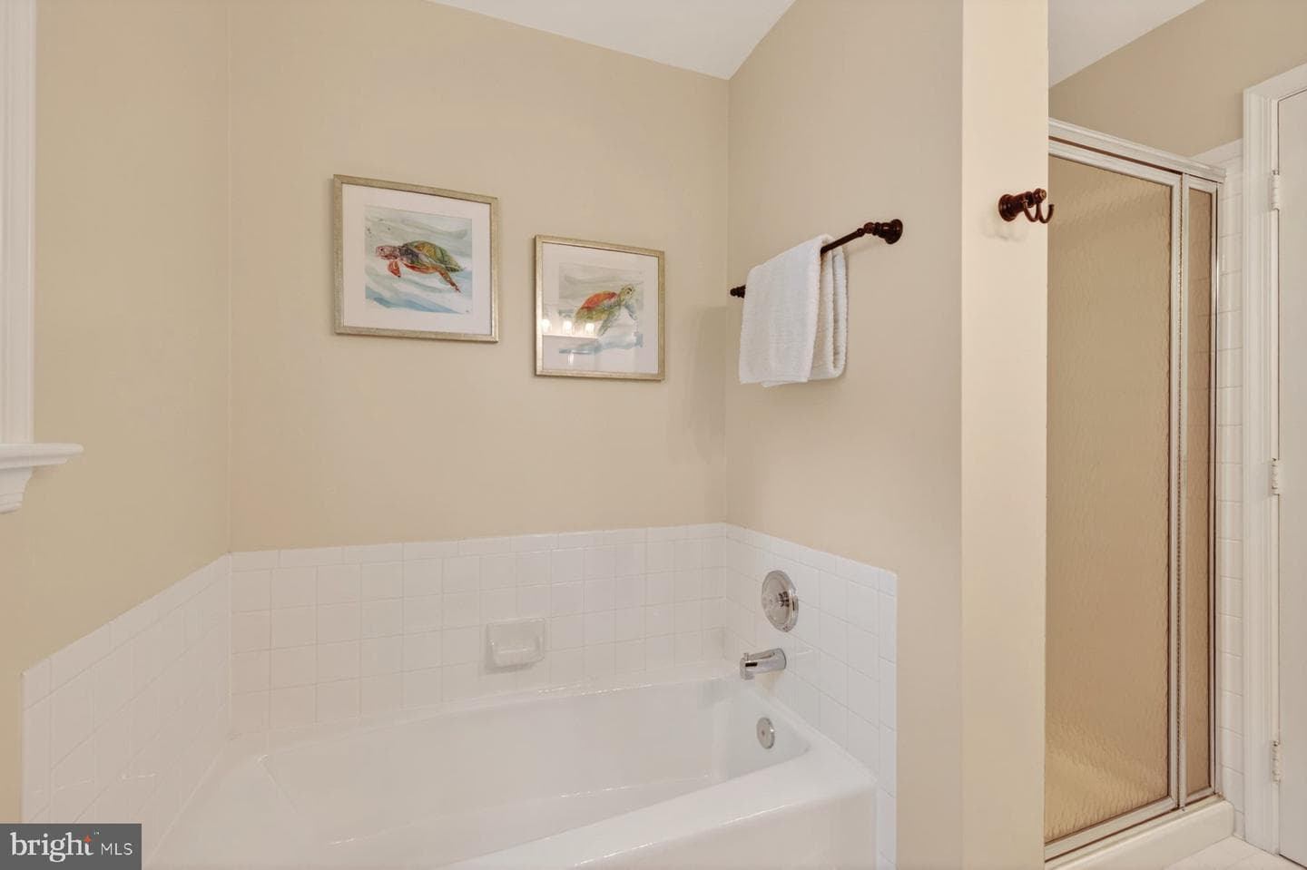 8704 Margaret Lane photo 38