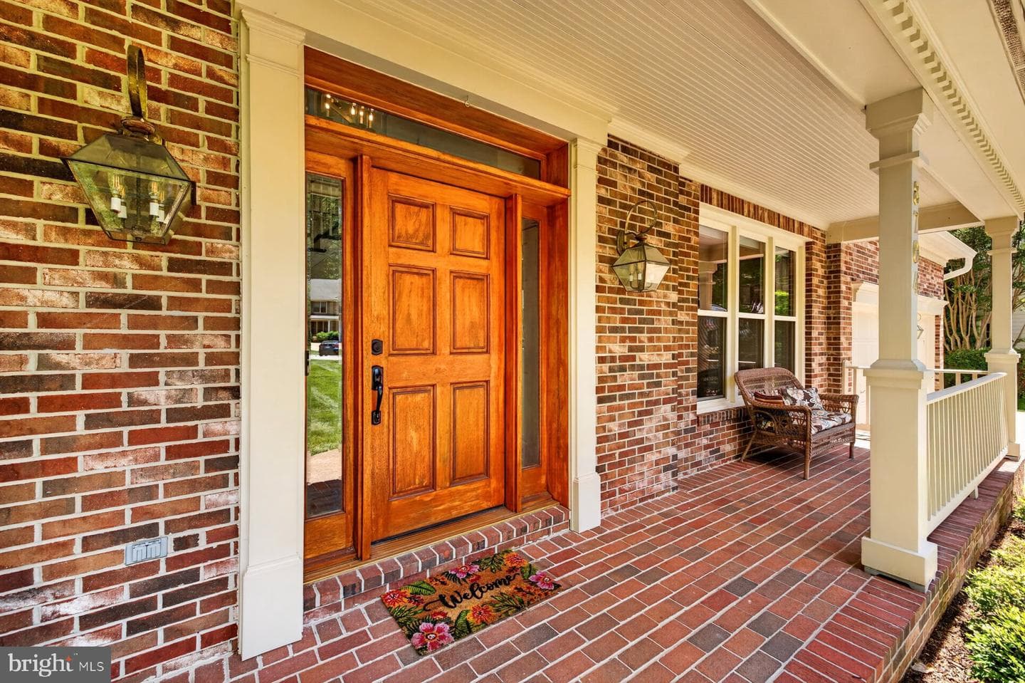 8704 Margaret Lane photo 4