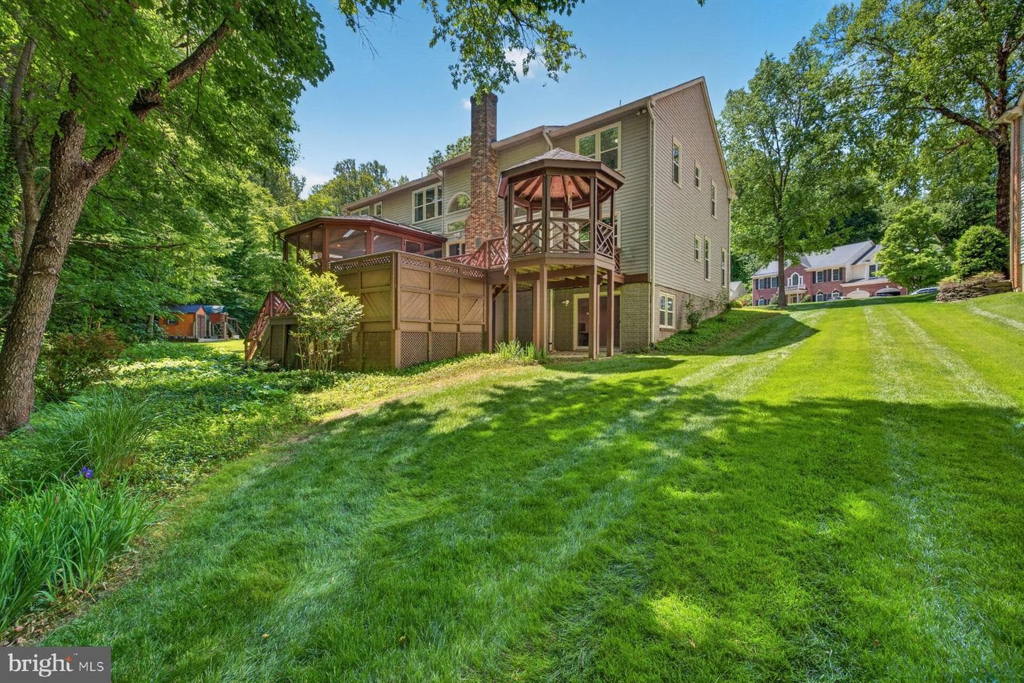 8704 Margaret Lane photo 51