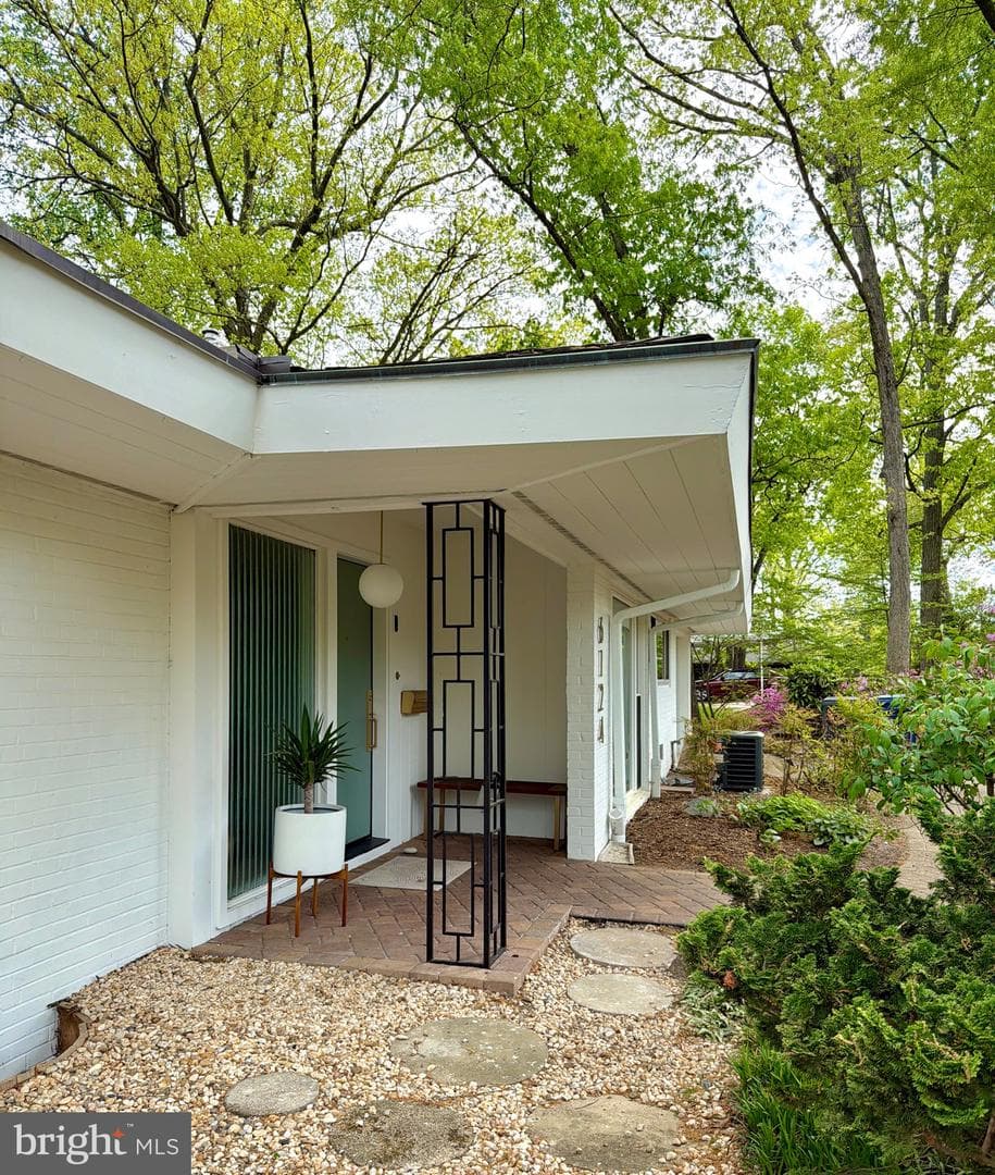 6124 Beachway Drive photo 18