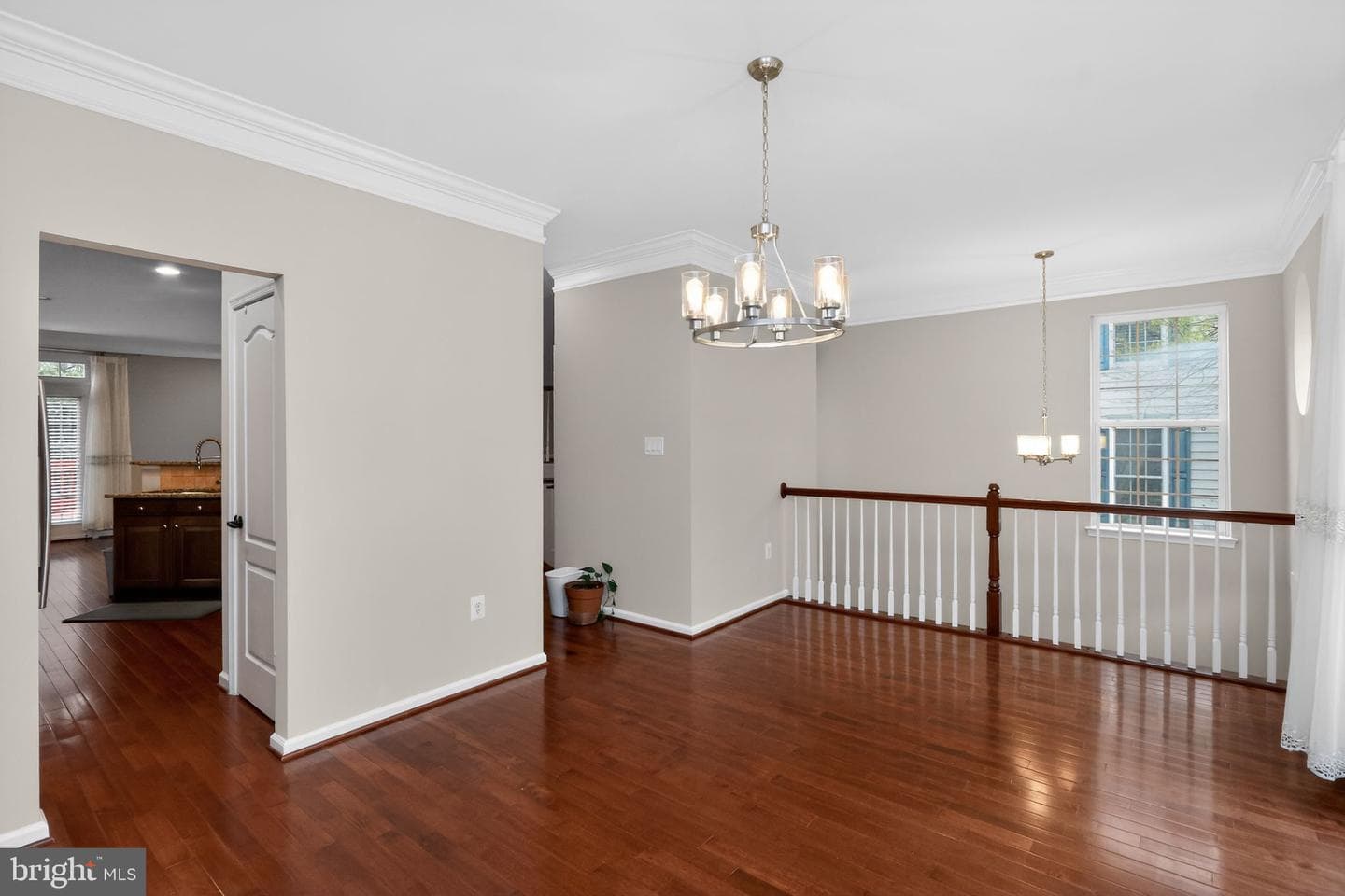 4633 Carisbrooke Lane photo 8