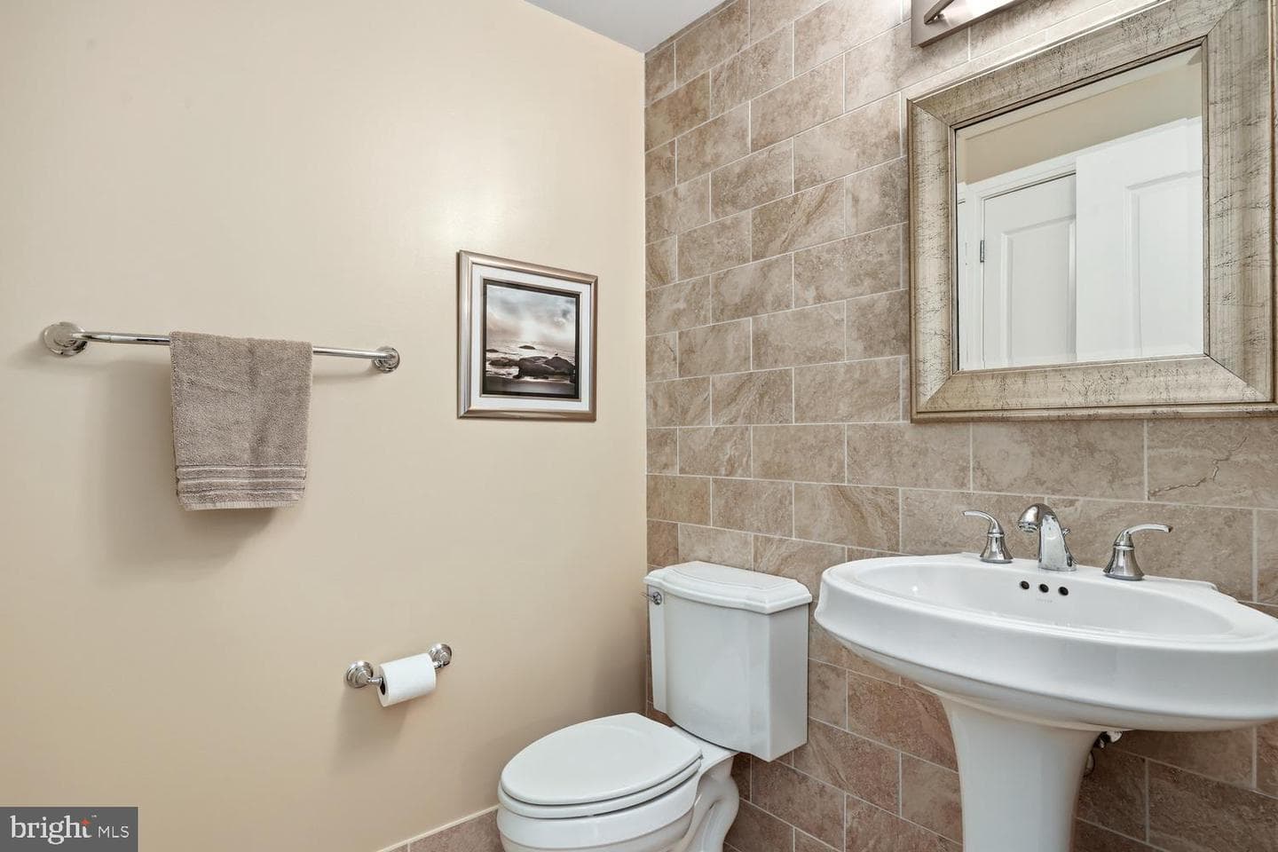 8220 Crestwood Heights Drive #419 photo 23