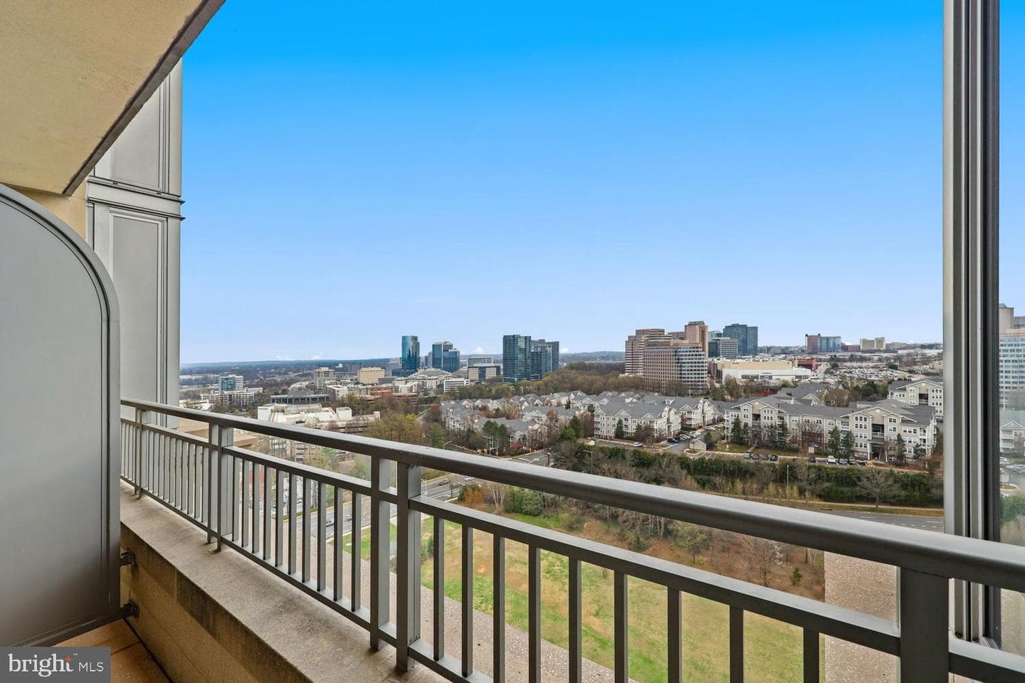 8220 Crestwood Heights Drive #419 photo 26