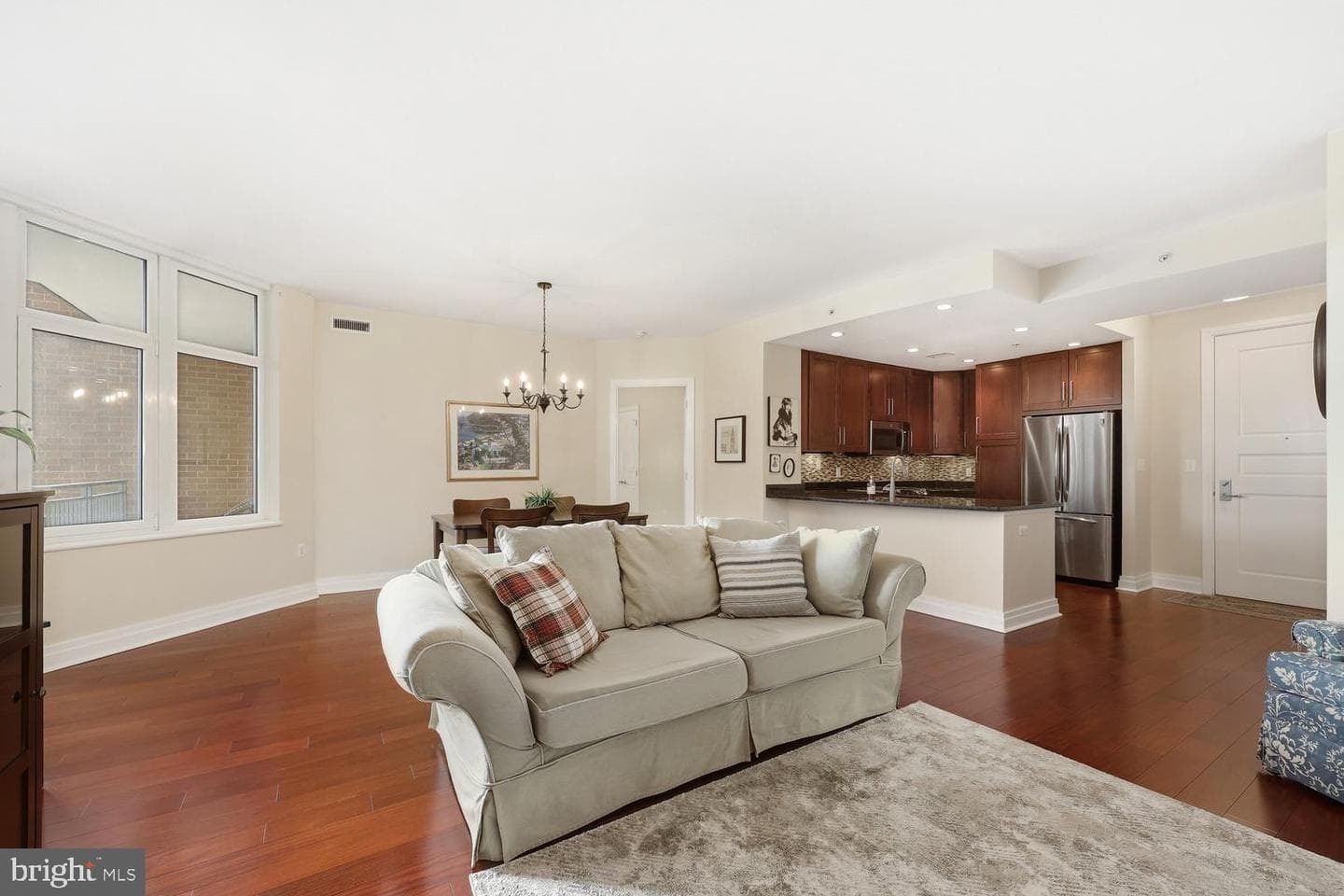 8220 Crestwood Heights Drive #419 photo 6