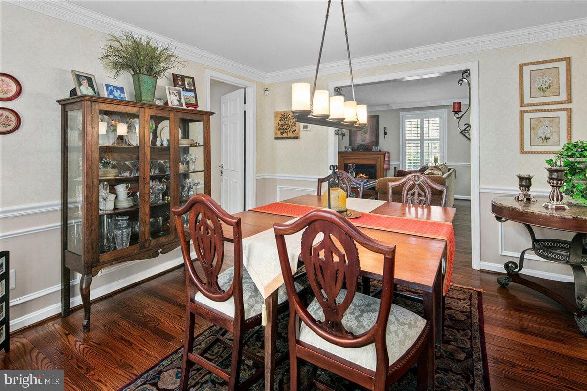 4202 Pickering Place photo 8
