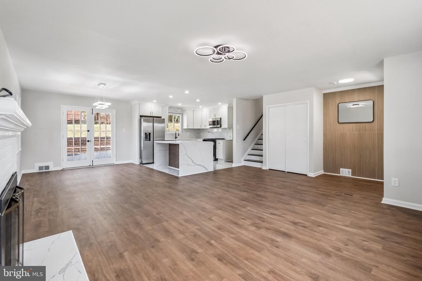 6301 Julian Street photo 11