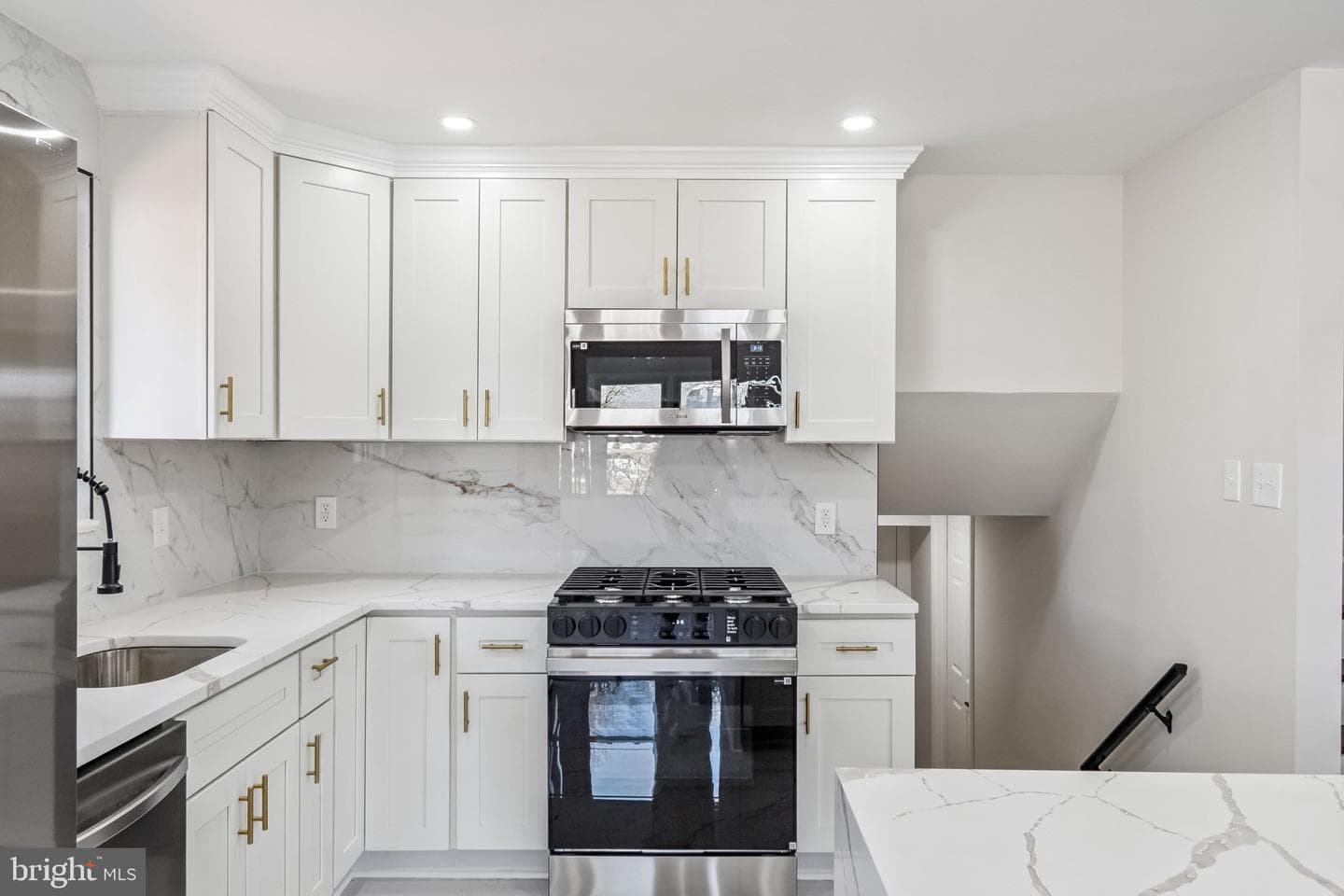 6301 Julian Street photo 14