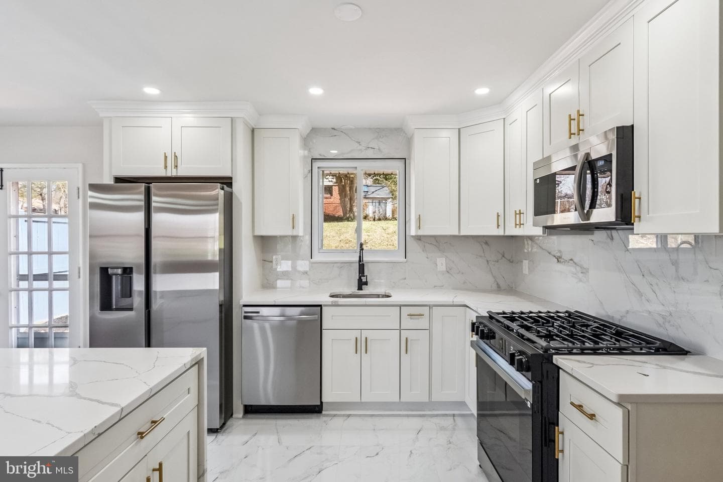 6301 Julian Street photo 15