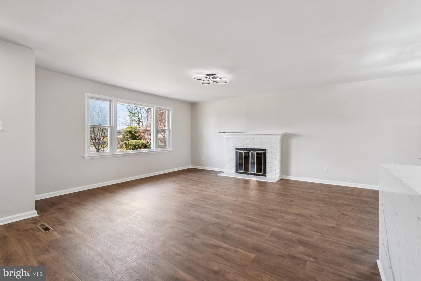 6301 Julian Street photo 21