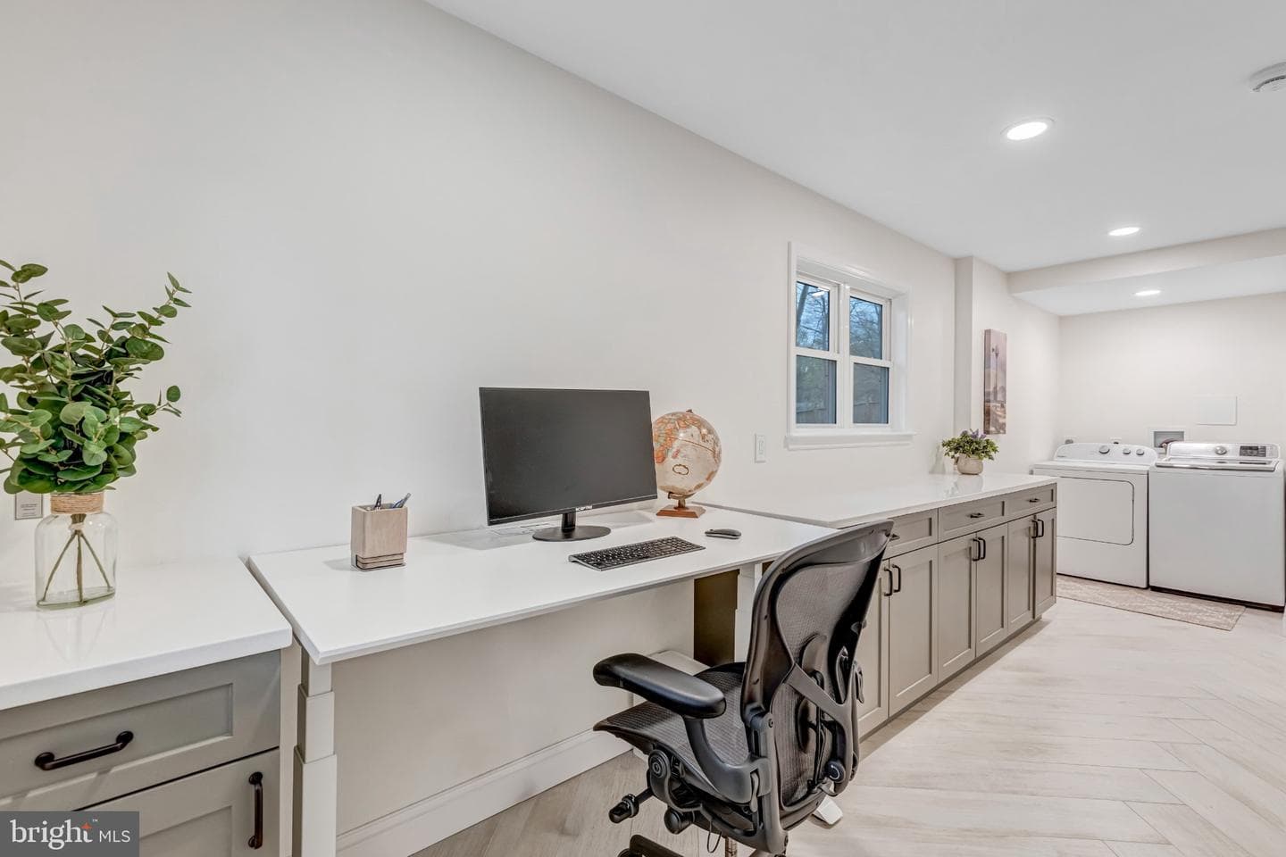 8619 Nanlee Drive photo 47