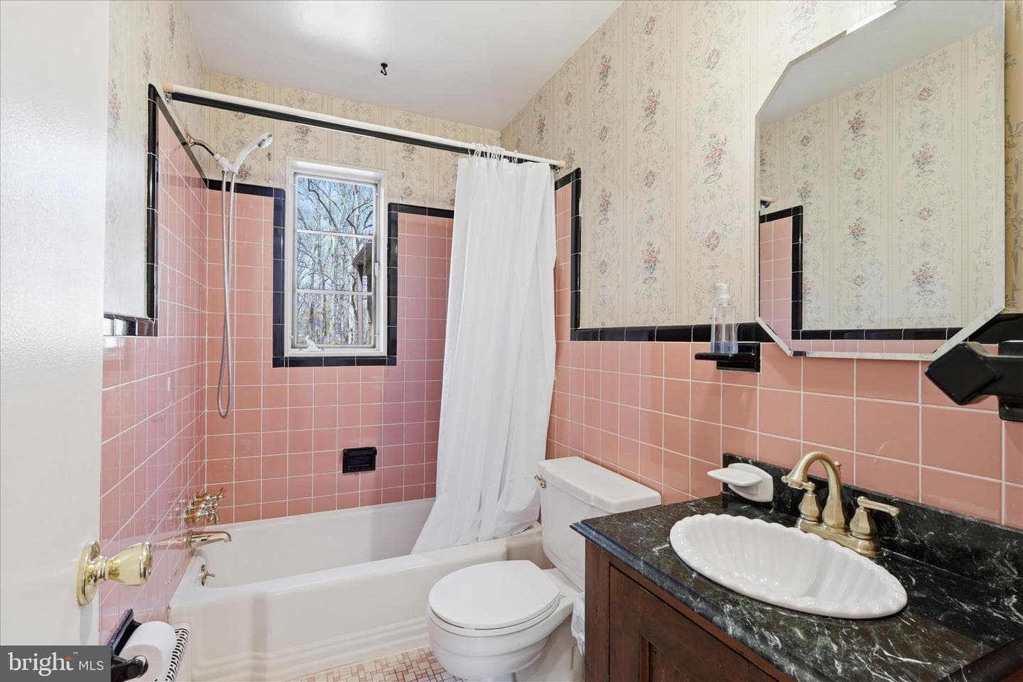 4728 Groves Lane photo 23