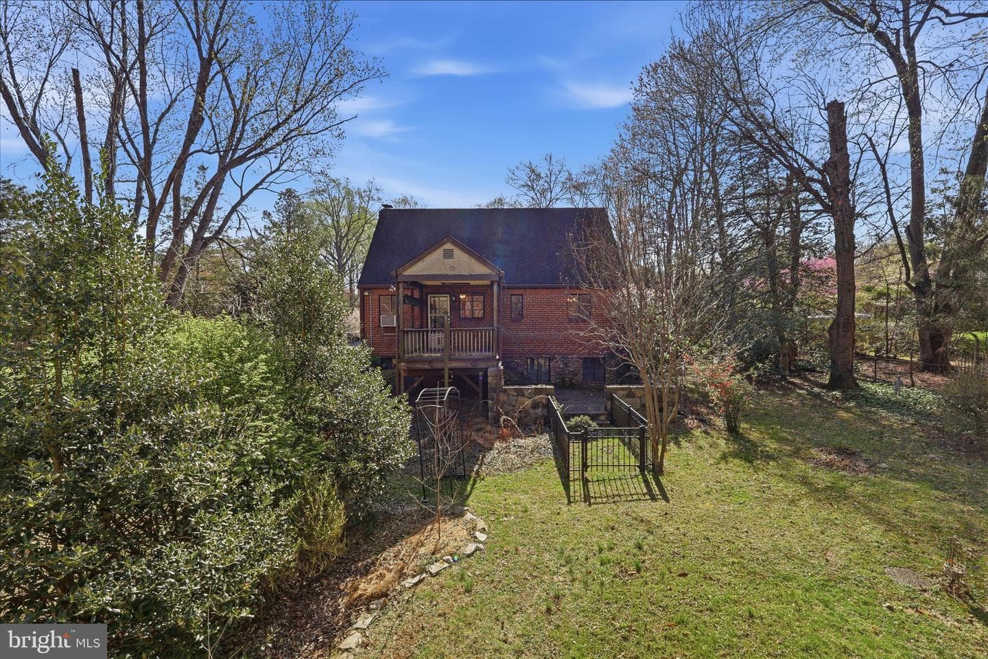 4728 Groves Lane photo 32