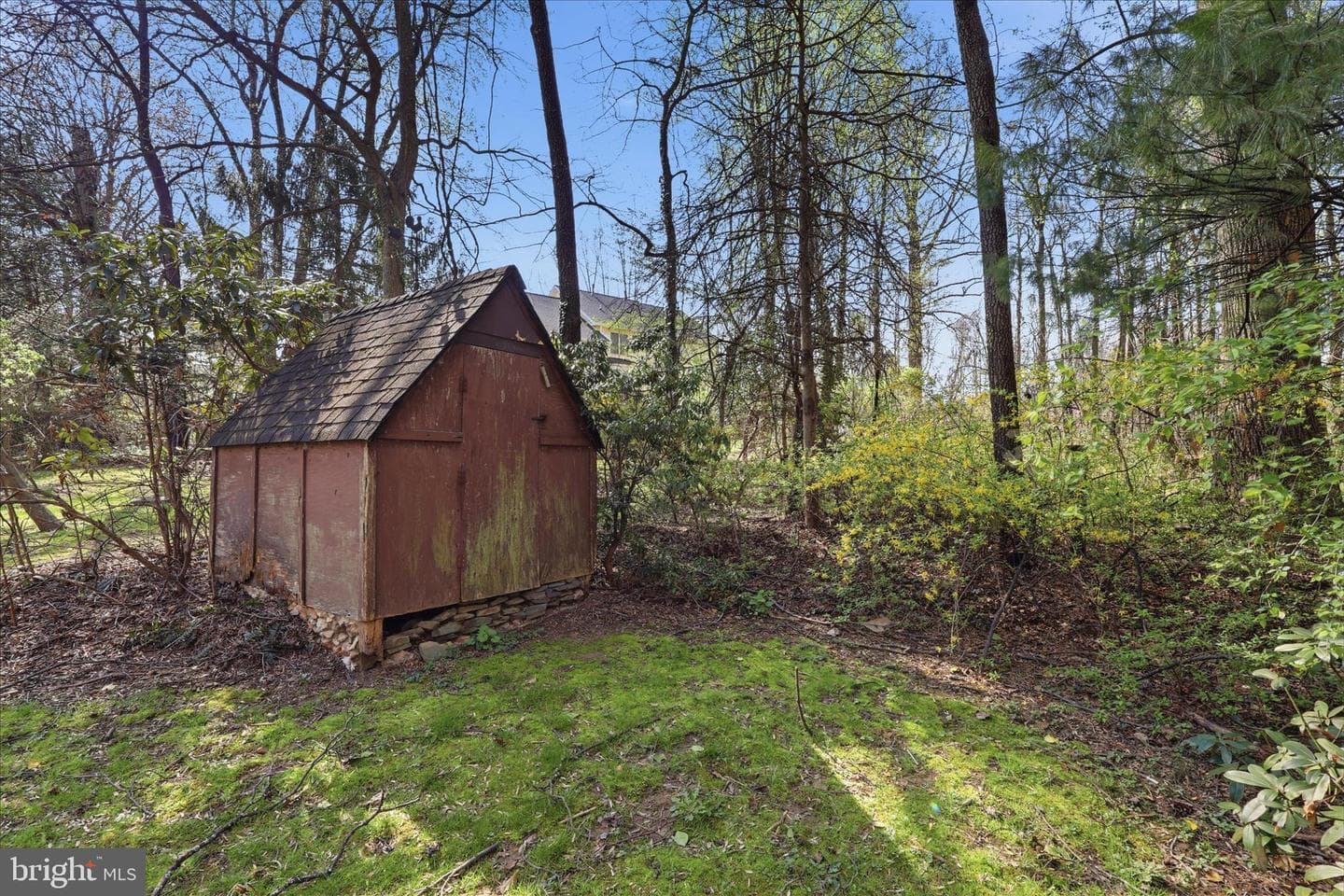 4728 Groves Lane photo 36