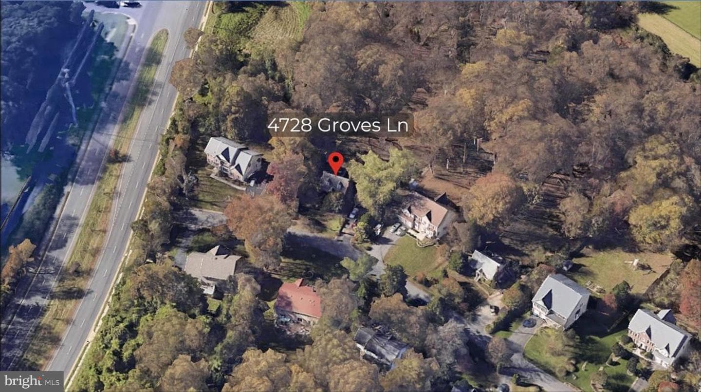 4728 Groves Lane photo 6
