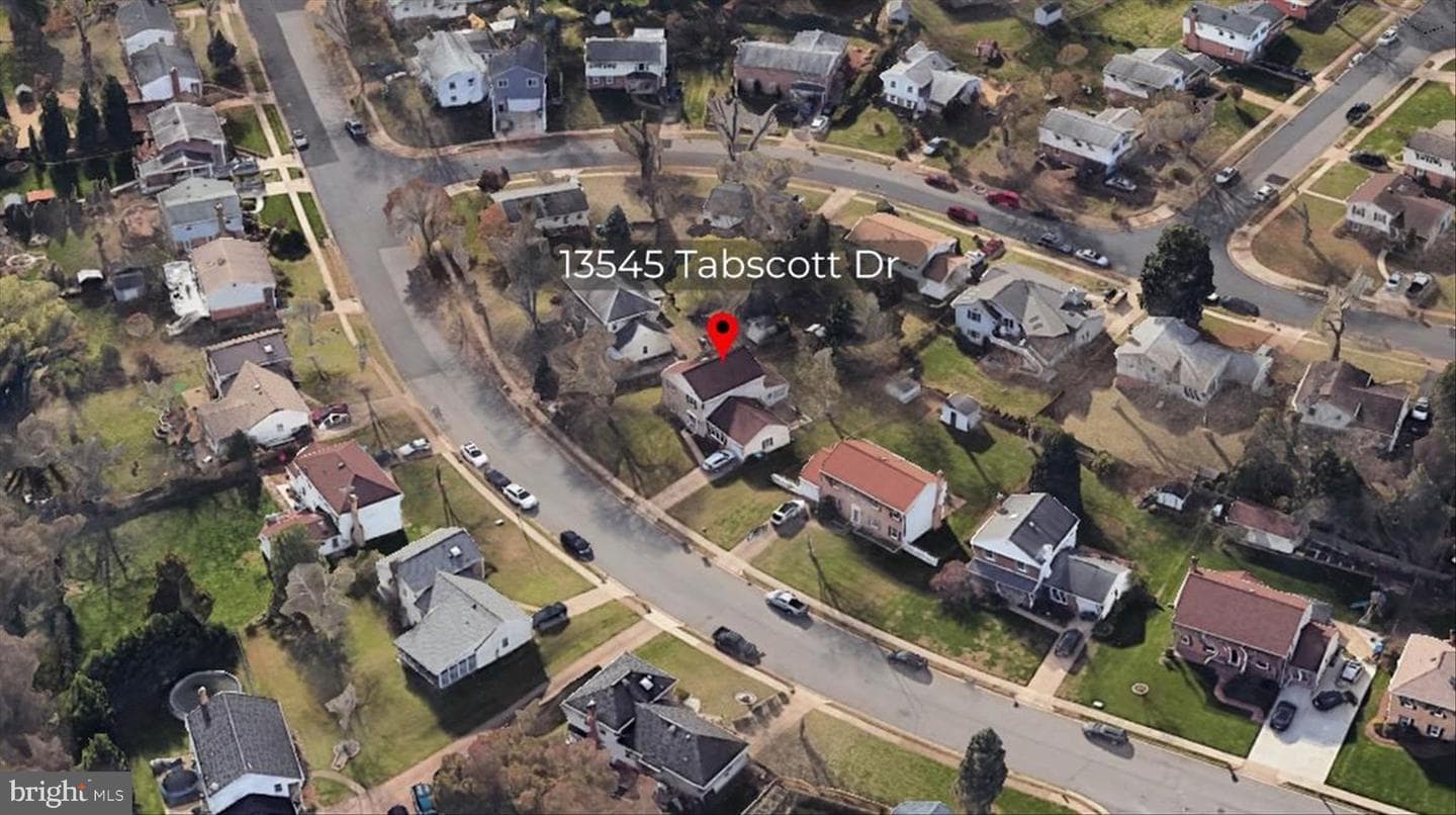 13545 Tabscott Drive photo 4