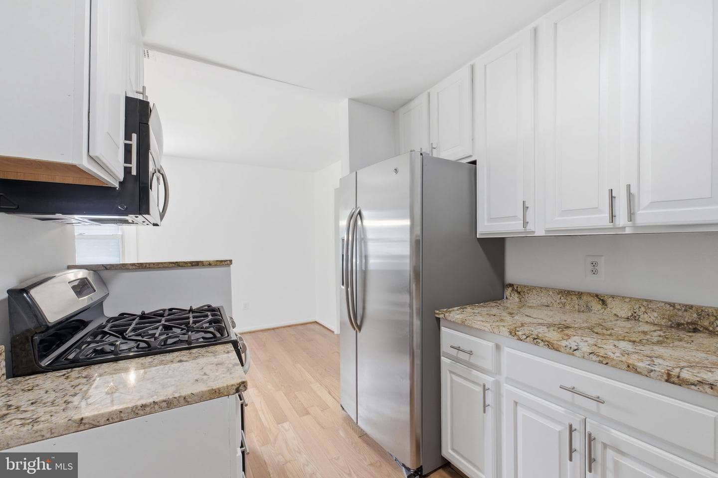 2146 Pimmit Drive photo 10