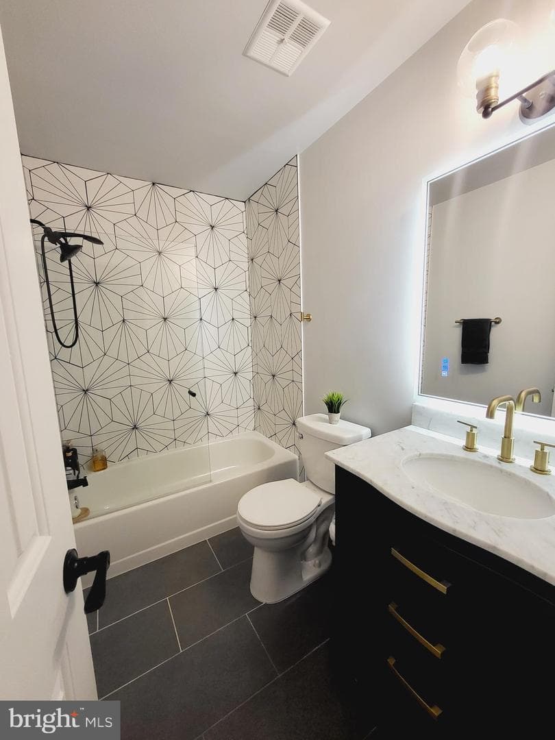 1626 Linway Park Drive photo 9