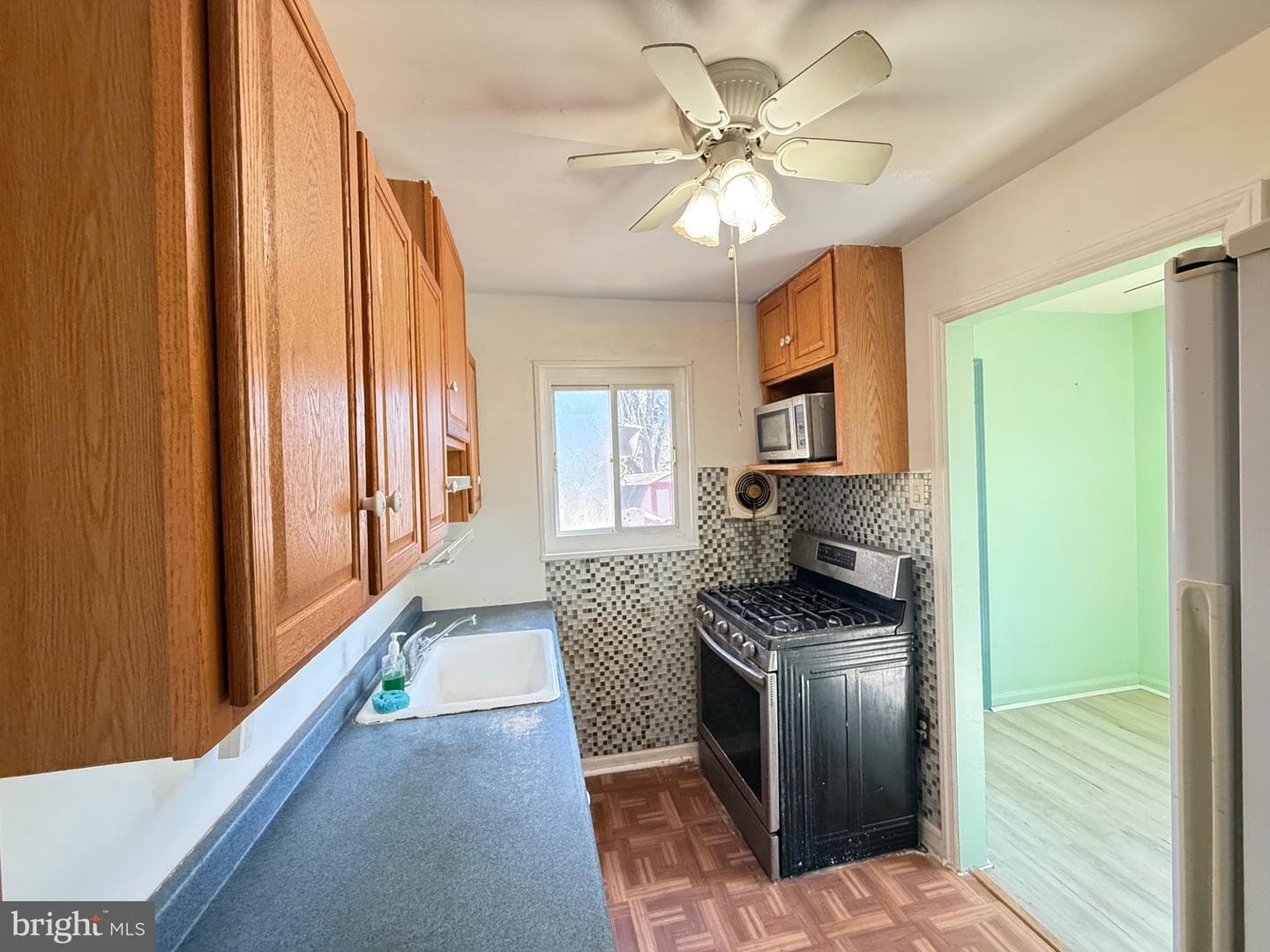 6821 Kenyon Drive photo 10