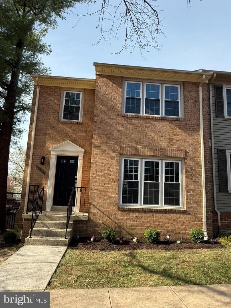 7753 Shootingstar Drive photo 2