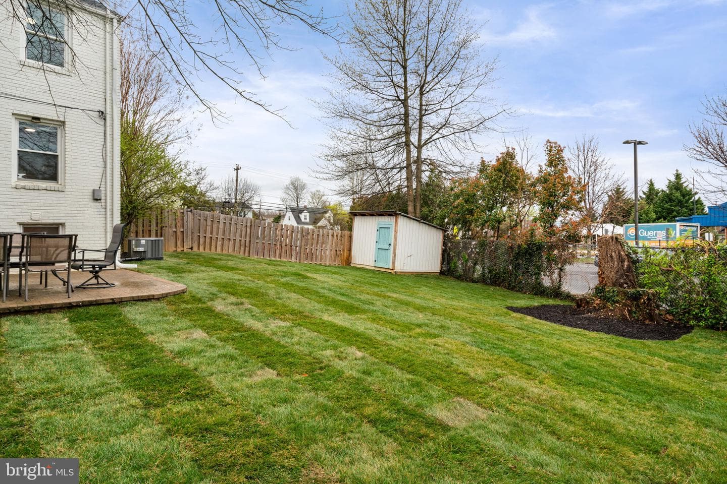 6106 N Kings Highway photo 30