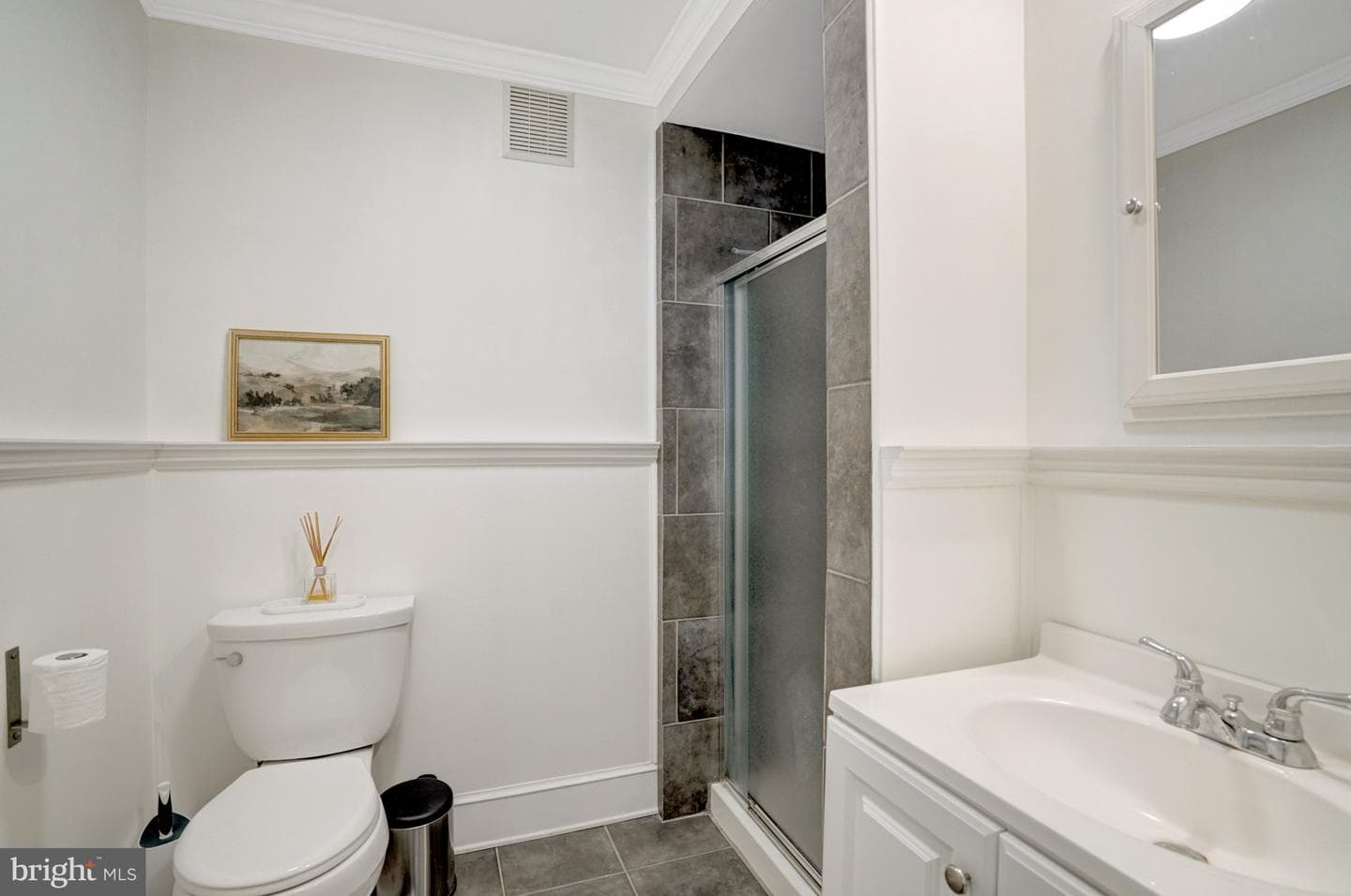4913 Grafton Street photo 24